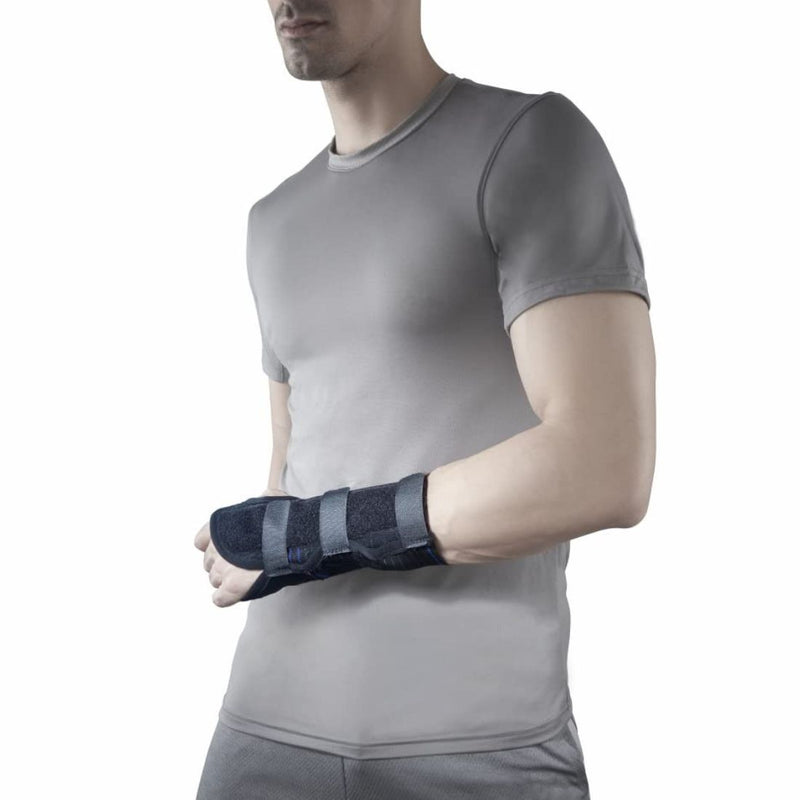 Vissco Cock up splint is a rigid support to provide support and stability to the wrist. 